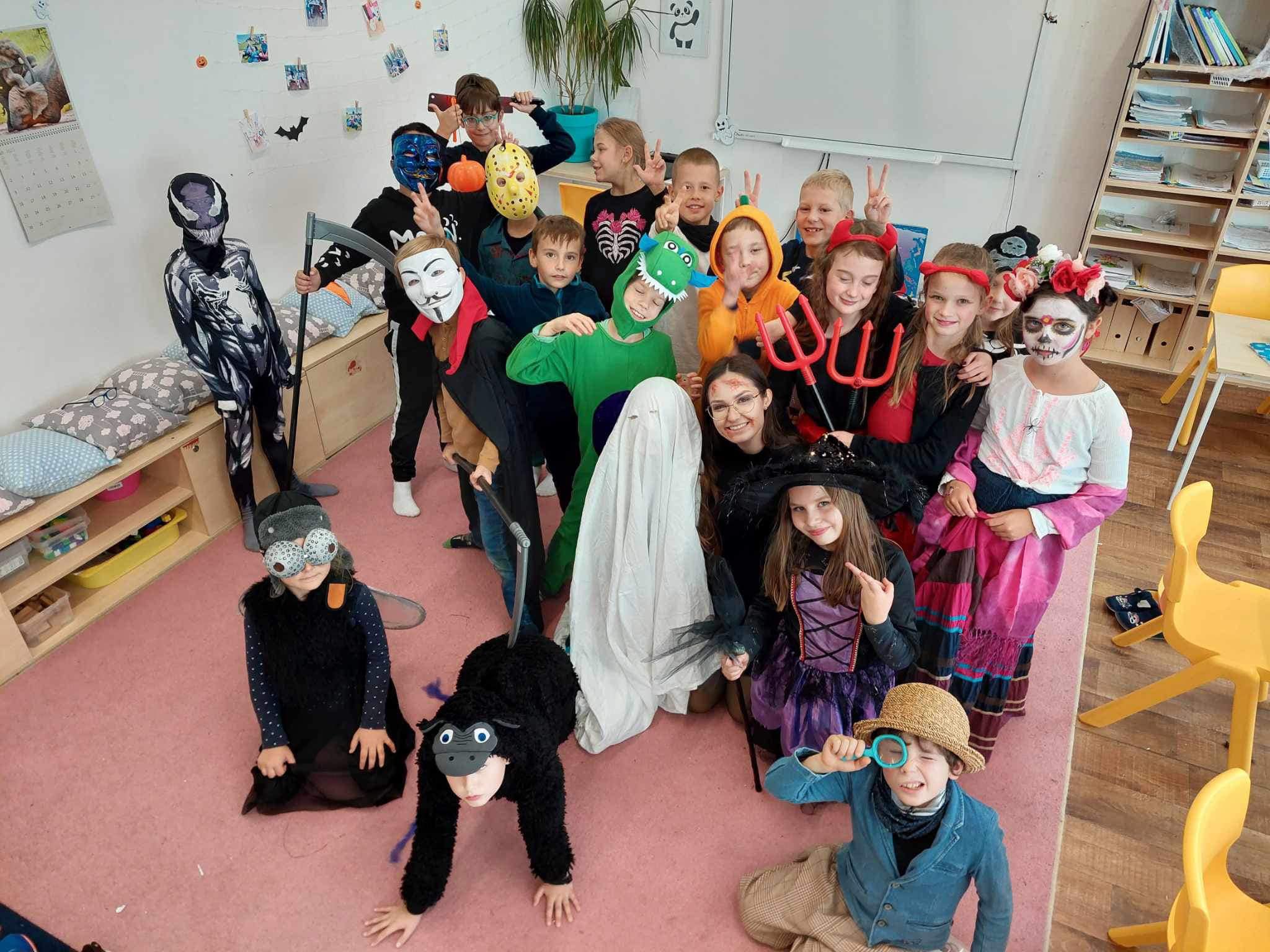 Halloween v škole. Zdroj: FB Veselá škola