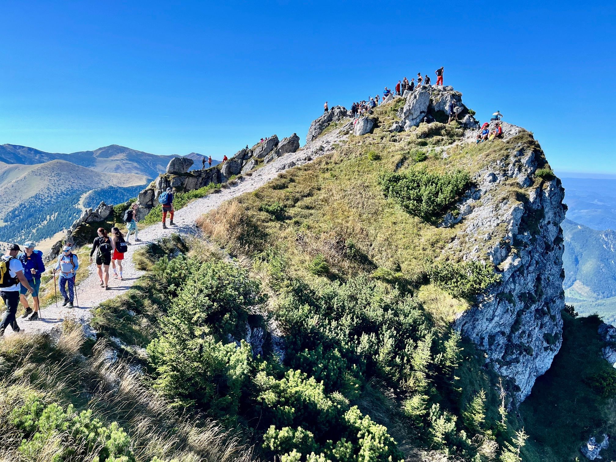 Pomaly a isto sa blížime k vrcholu. Zdroj: Michala Staníková