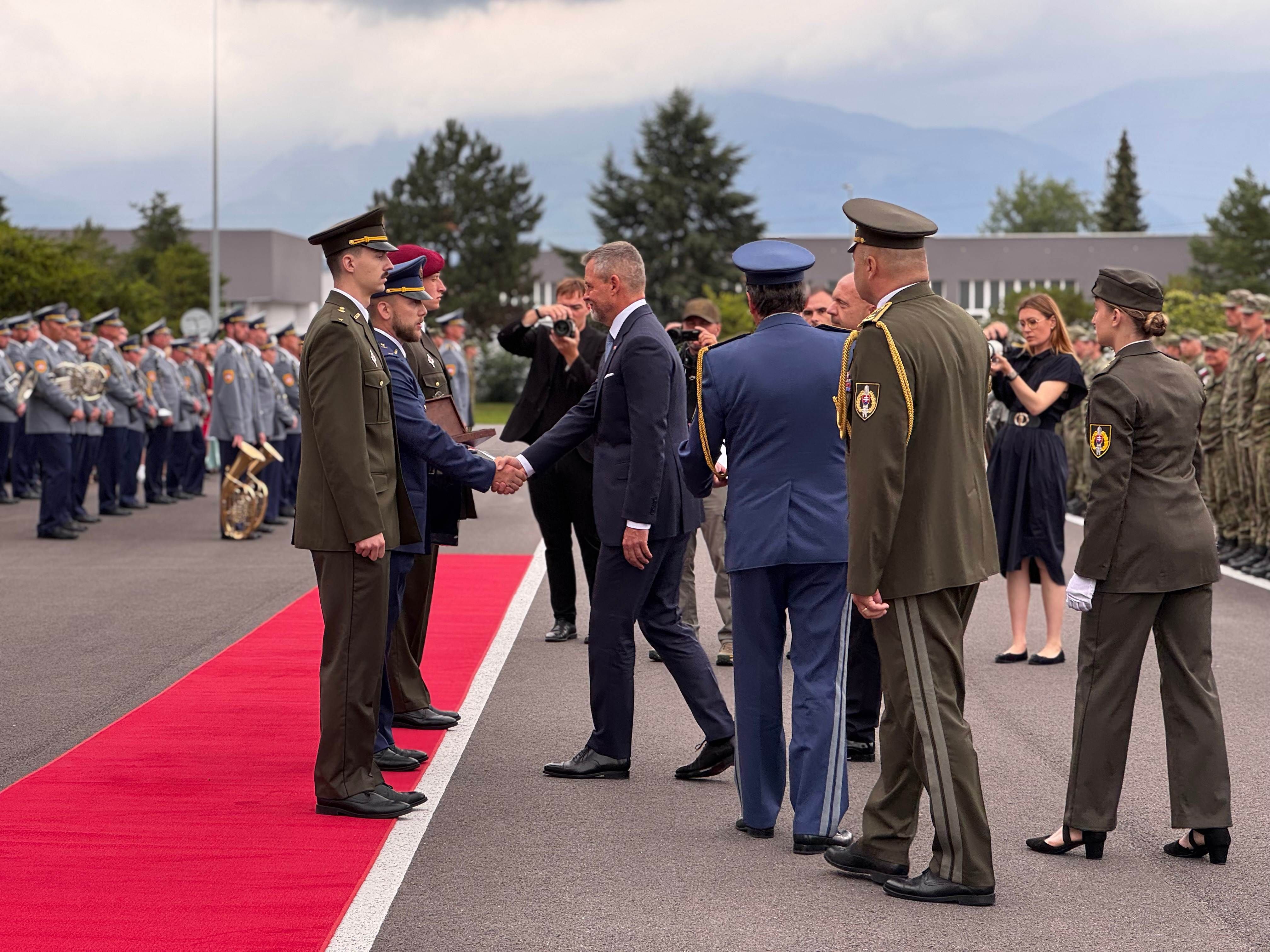20260703_AOS_slavnostne_vyradenie_01227849001512 (1).jpg