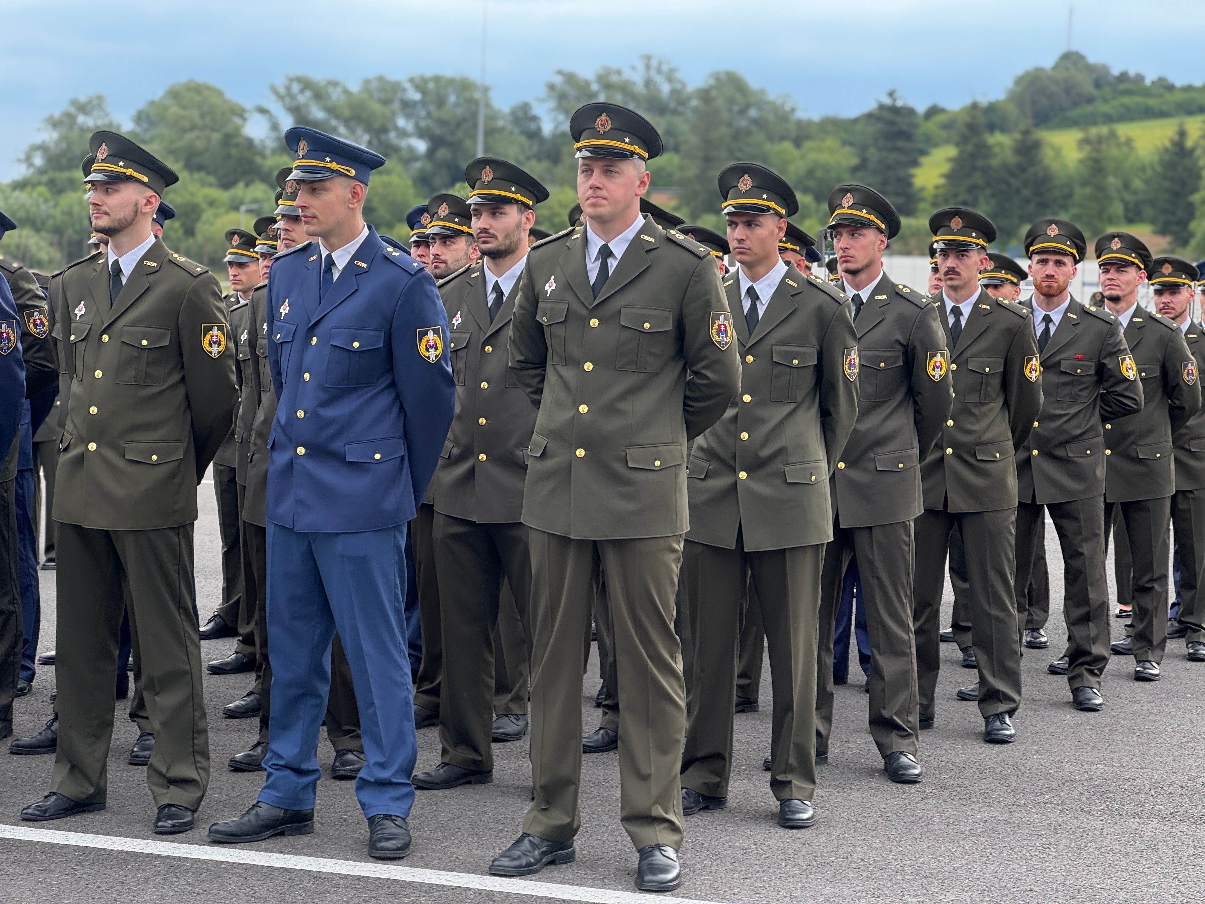 20260703_AOS_slavnostne_vyradenie_09227857 (1).jpg