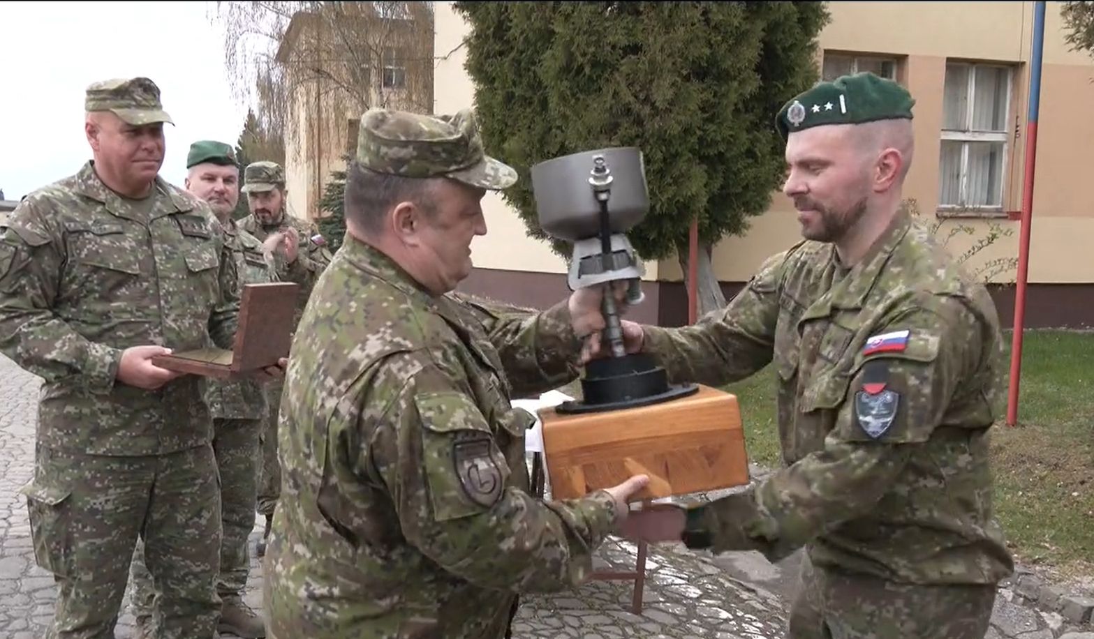 2026-04-17 12_55_53-Greenshot.jpg