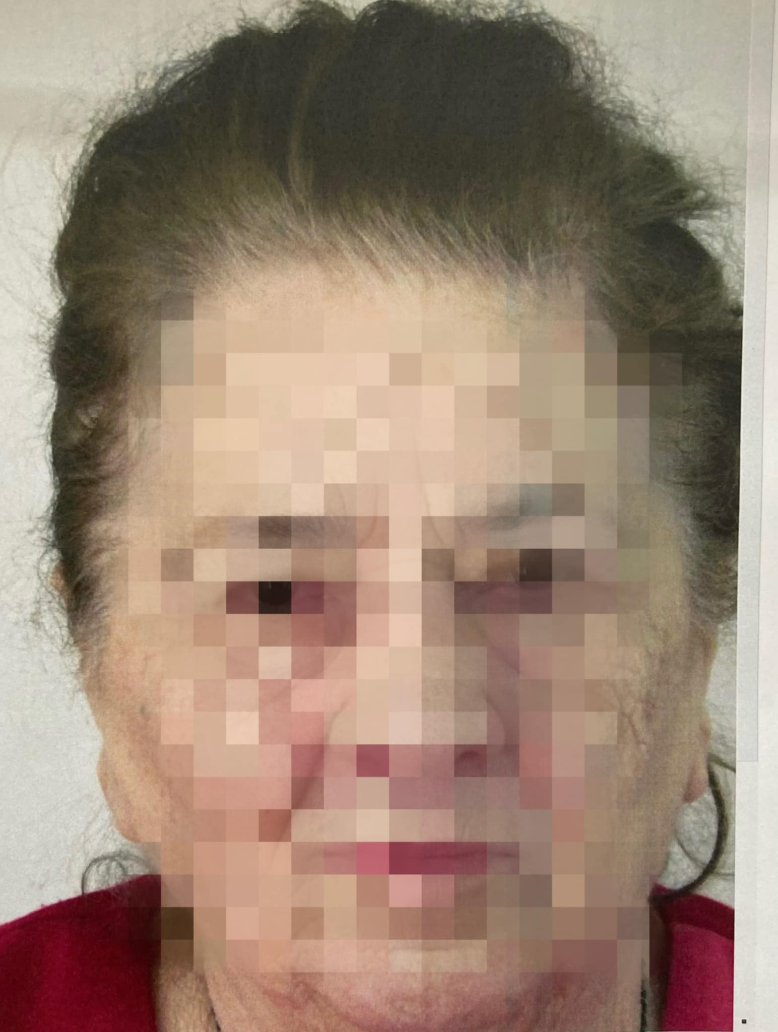 Po ceste k Opustenej Helene míňame novší kostol, ktorý v obci postavili v roku 1994.
