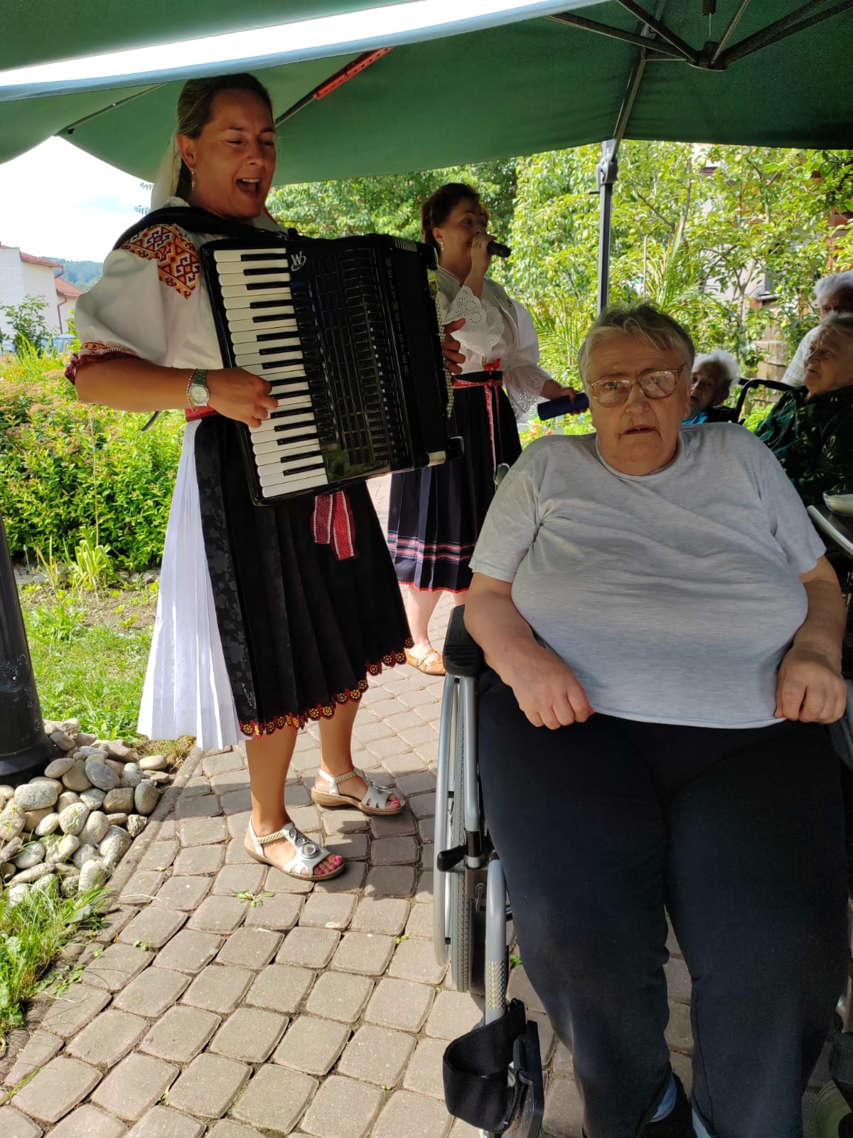 359735603_9565386356866047_6690772419609208934_n (1).jpg