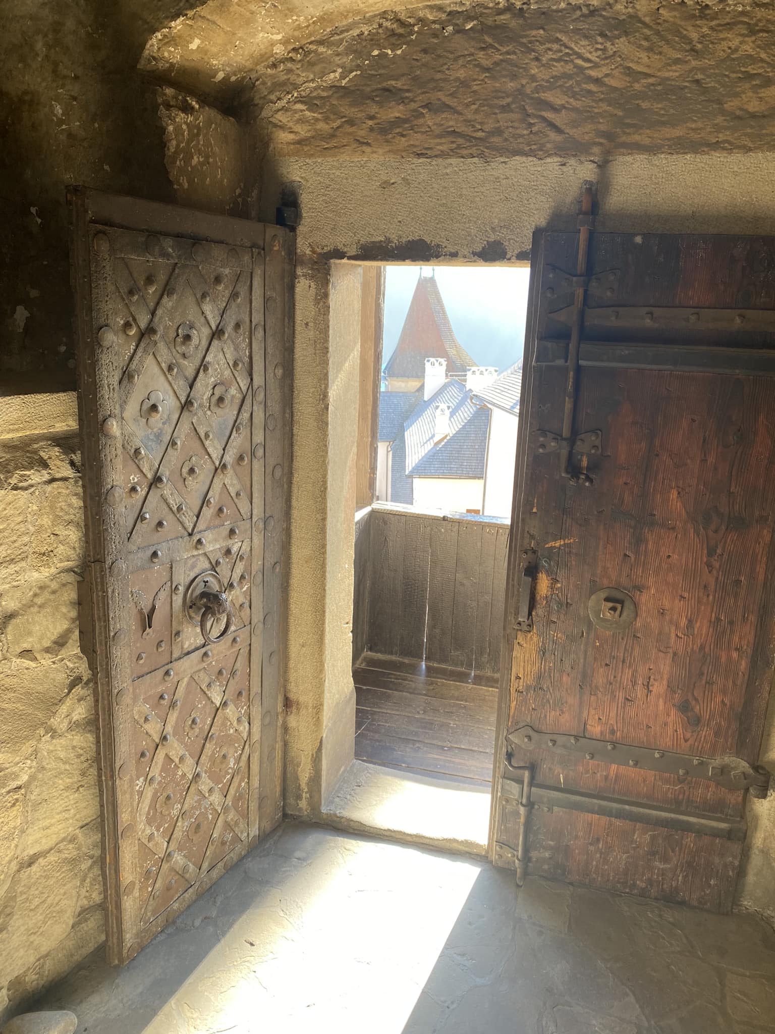 6 Facebook Oravský hrad lomeno Orava Castle.jpg