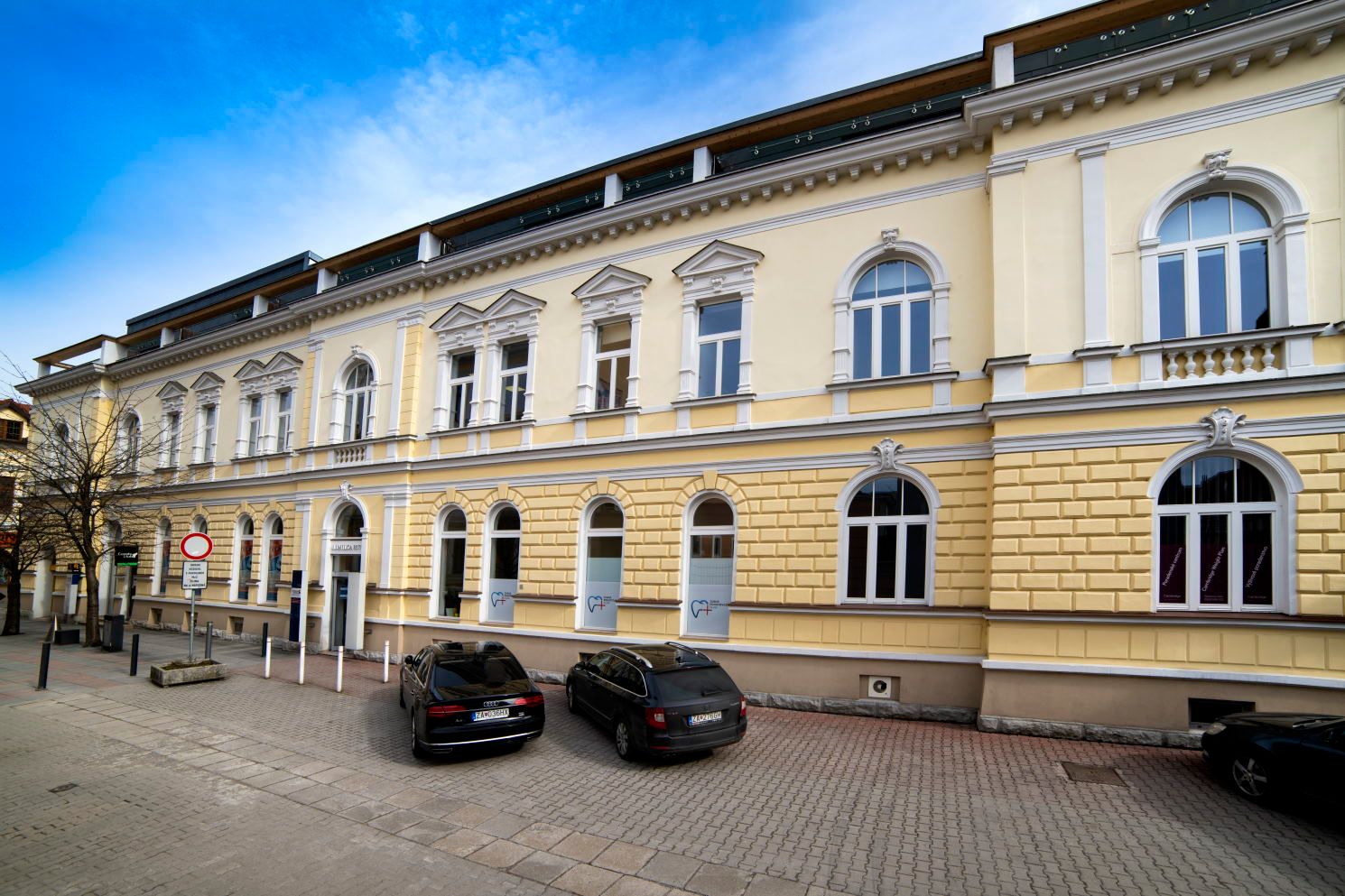 Budova 2.JPG