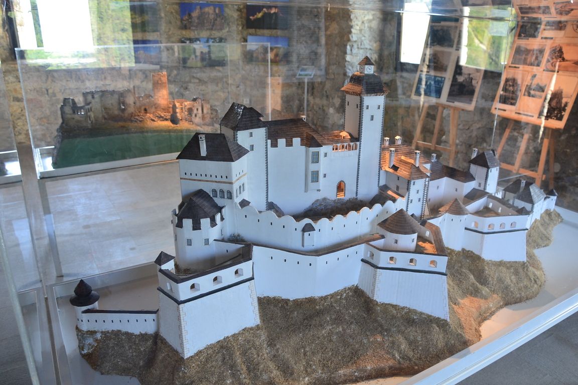 DSC_0105.jpg