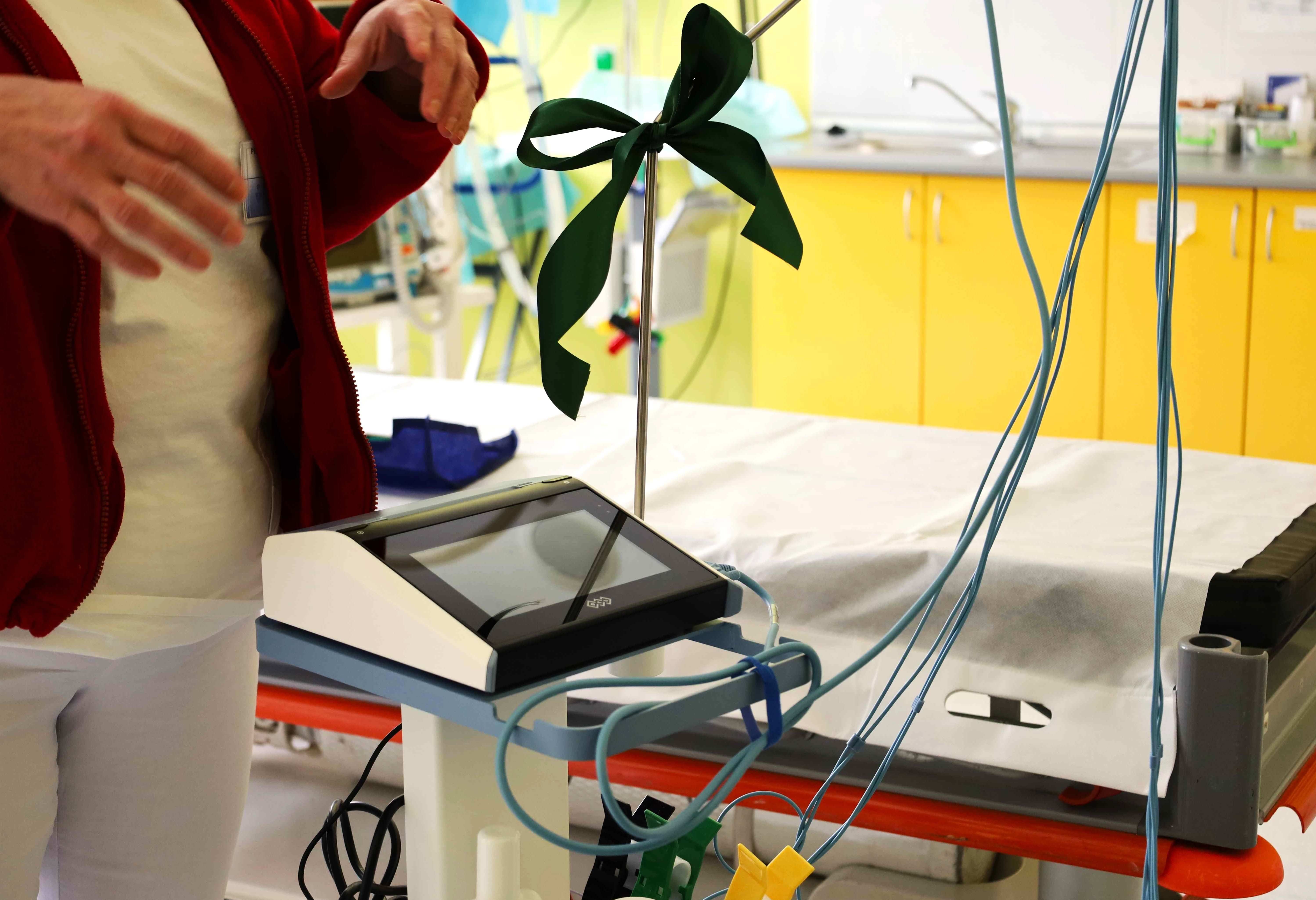 FNsP ZA_Nový EKG prístroj skvalitňuje diagnostiku pacientov na urgentnom príjme.JPG