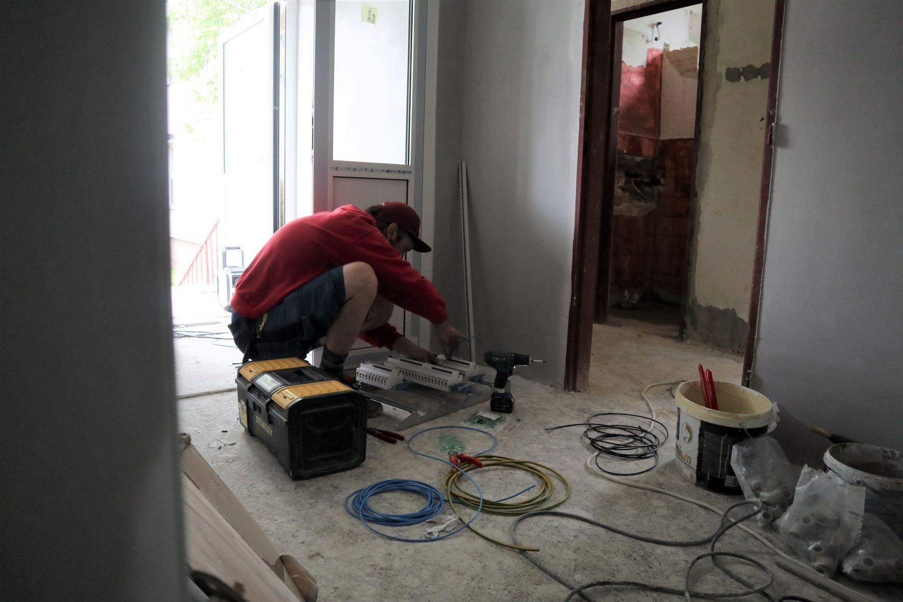 FNsP ZA_Súčasťou administratívneho centra bude 14 kancelárií.JPG