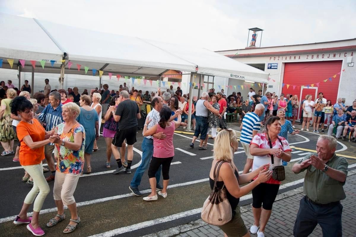 Návštevníkom zahrá do tanca mnoho kvalitných hudobníkov. Zdroj: Facebook/Obec Mojš