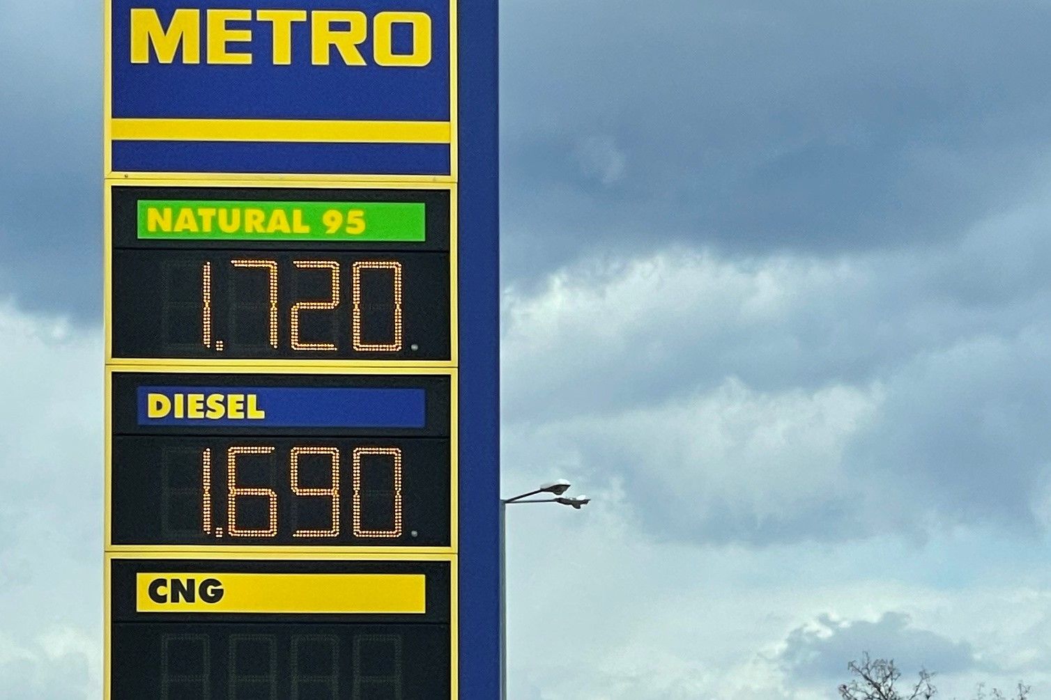 Metro, Žilina.jpg