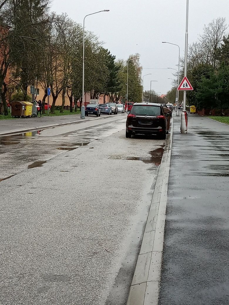 Parkovacie plochy mimo vnutrobloku.jpg