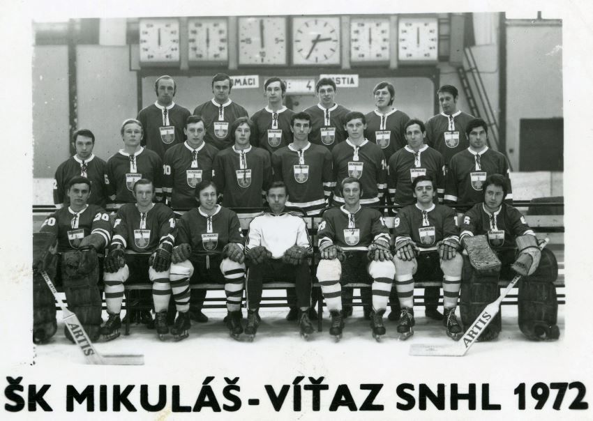 Vernisáž výstavy hokeja Zdroj  mikulas.sk (002).jpg