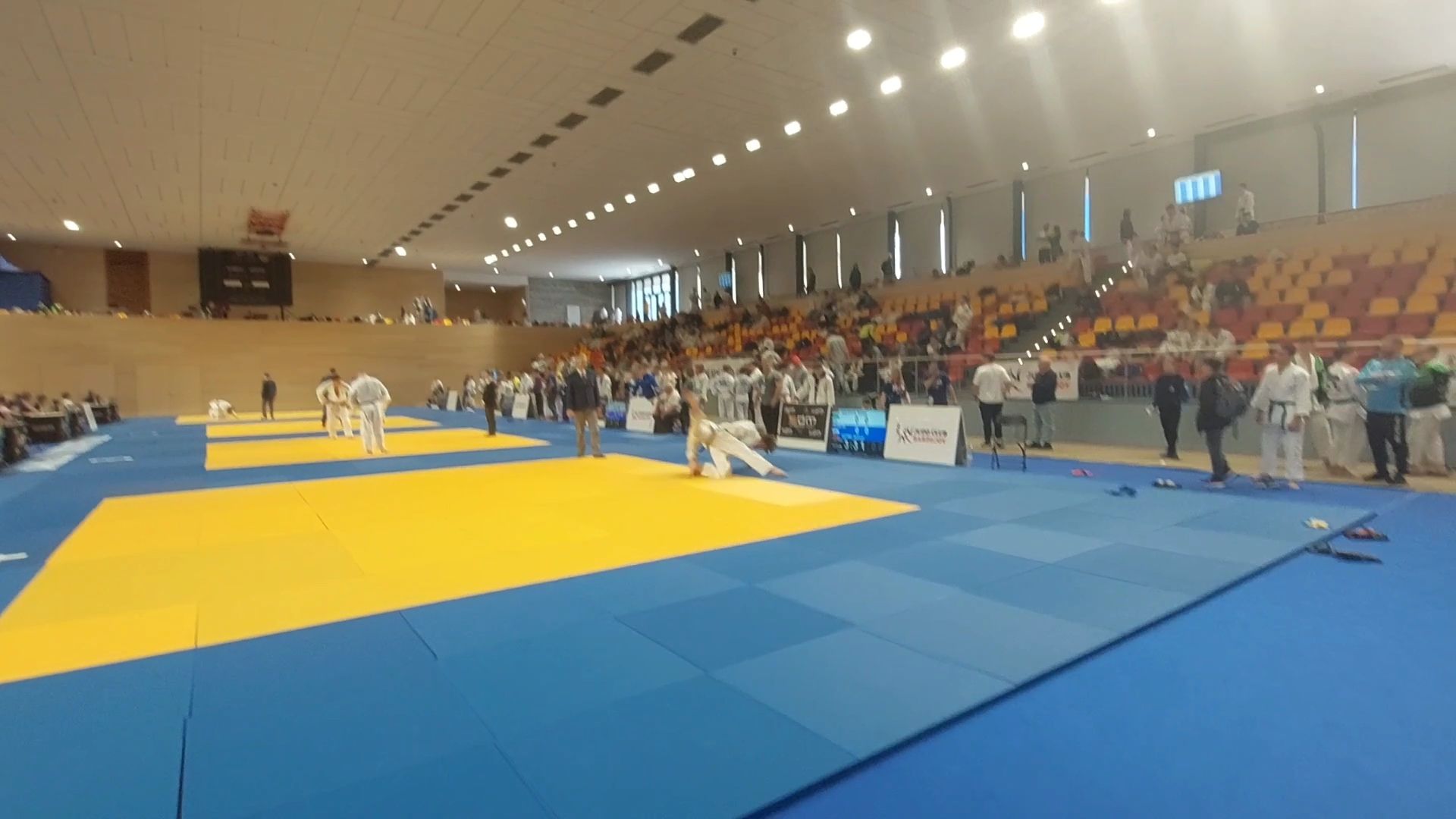 VideoCapture_20230416-130939.jpg