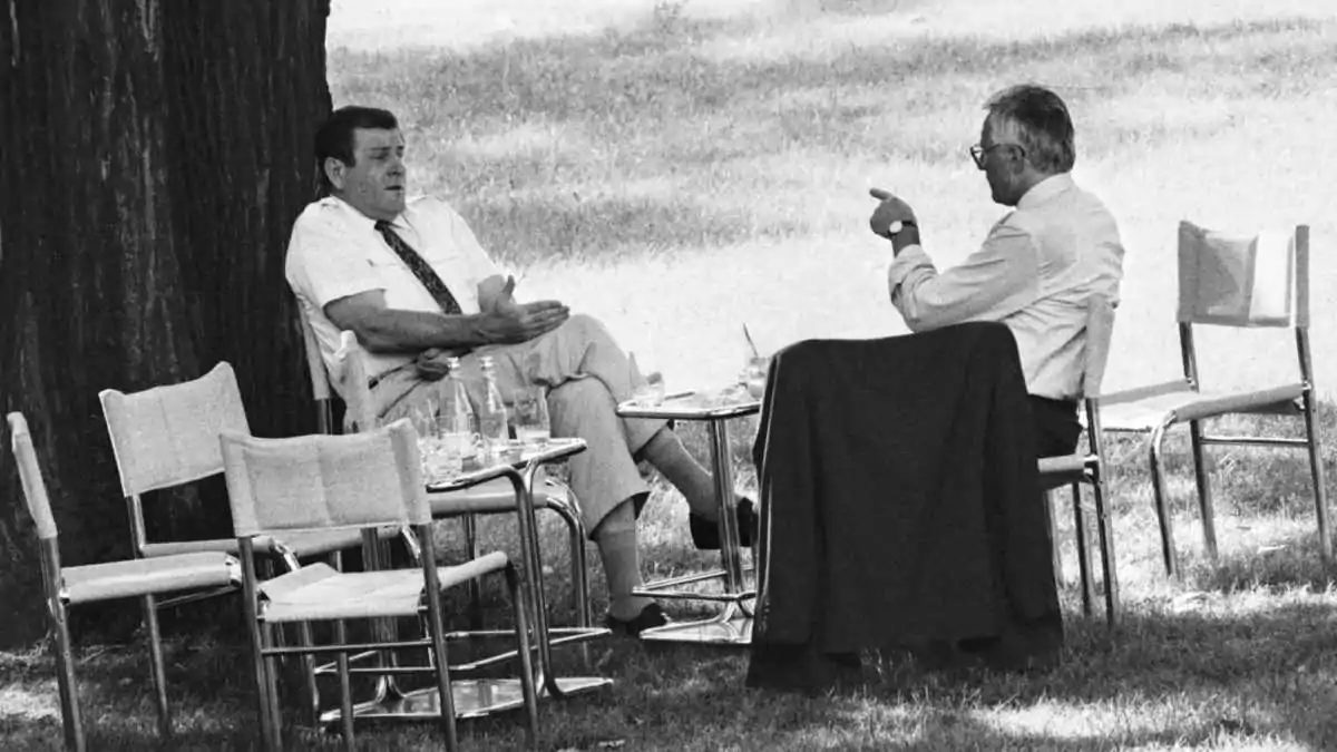 Vladimir-Meciar-Vaclav-Klaus-rozdelenie-CSFR-1-e1661517602360.webp