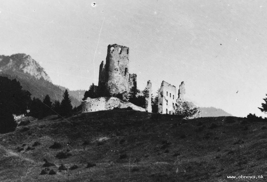 blatnica-hrad3_aaba7a_lg.jpg