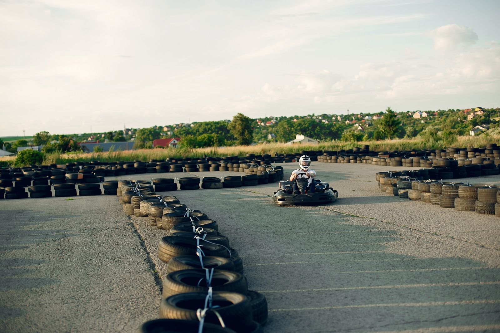 man-karting-circuit-with-car (1)_1600x1067.jpg
