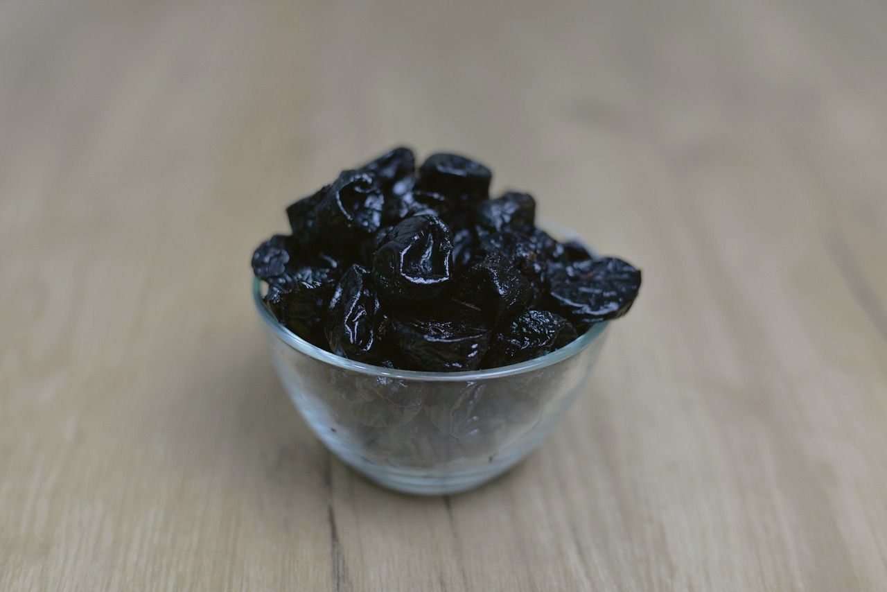 plum-6939182_1280.jpg