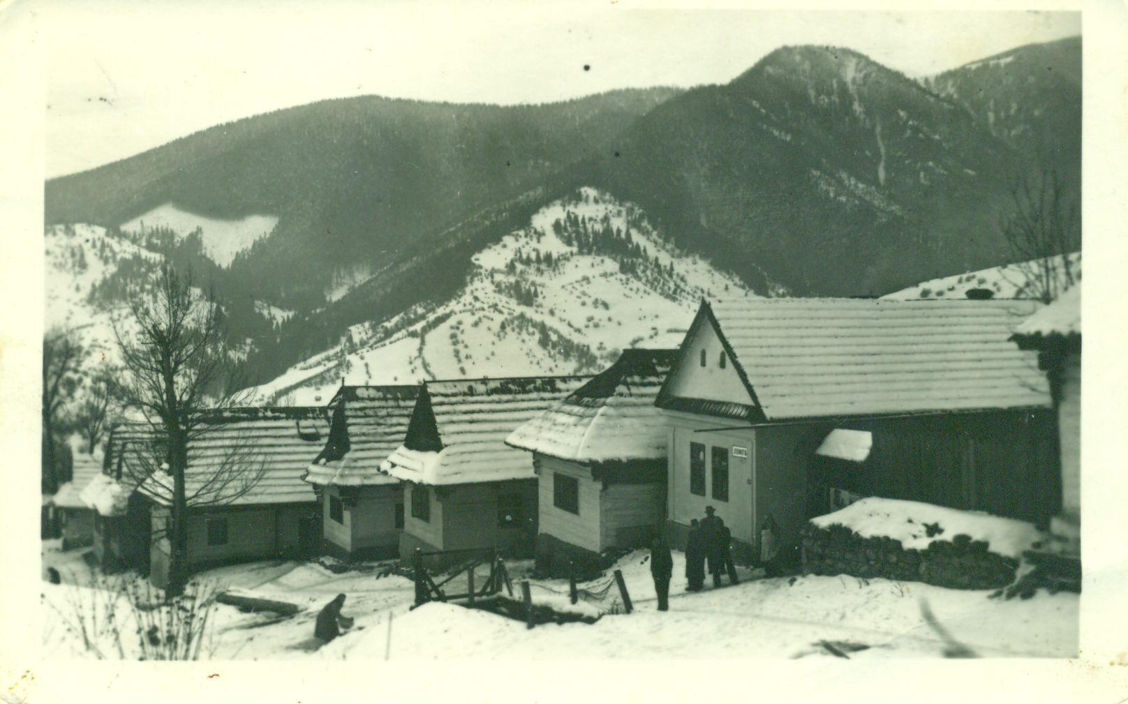 pohlad-na-vlkolinec.jpg