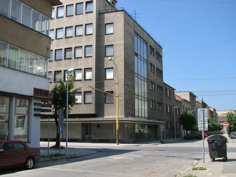 zilina-gallery.sk - Foto 19. 5. 2007.jpg